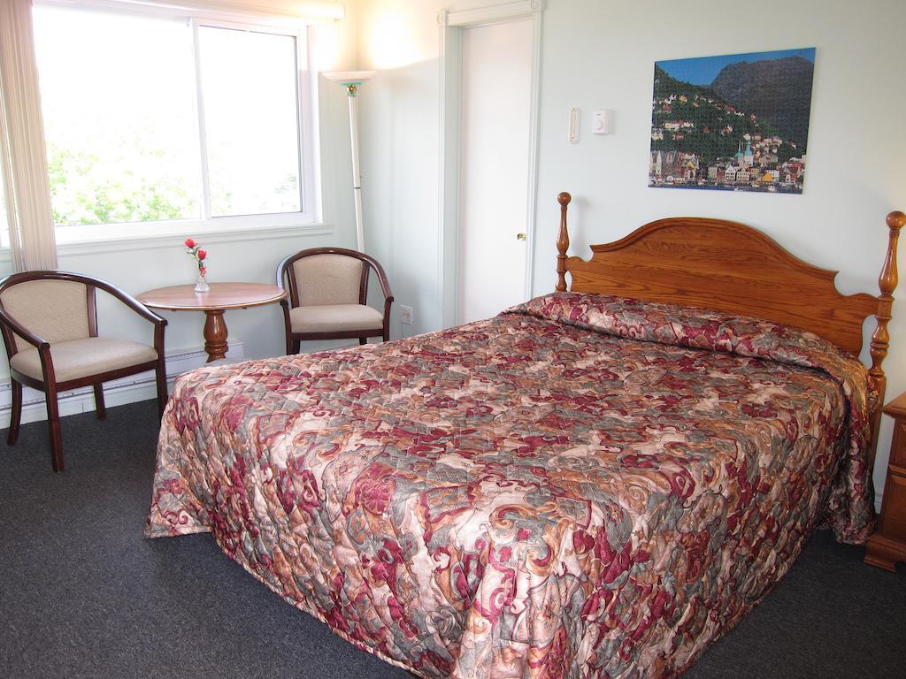 Motel Sainte Catherine Habitación foto